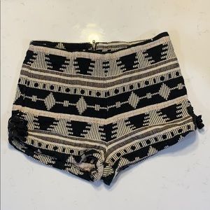 Ecote Aztec Woven Shorts Sz 6